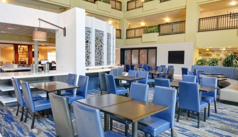 Embassy Suites Валенсия Экстерьер фото